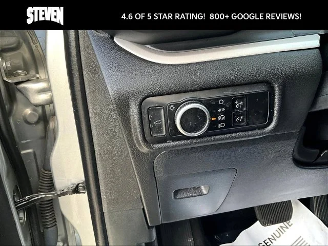 Used 2023 Silver Ford XLT image 25