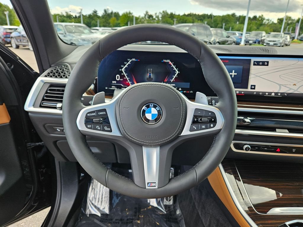 Used 2026 Black Sapphire Metallic BMW xDrive40i image 24