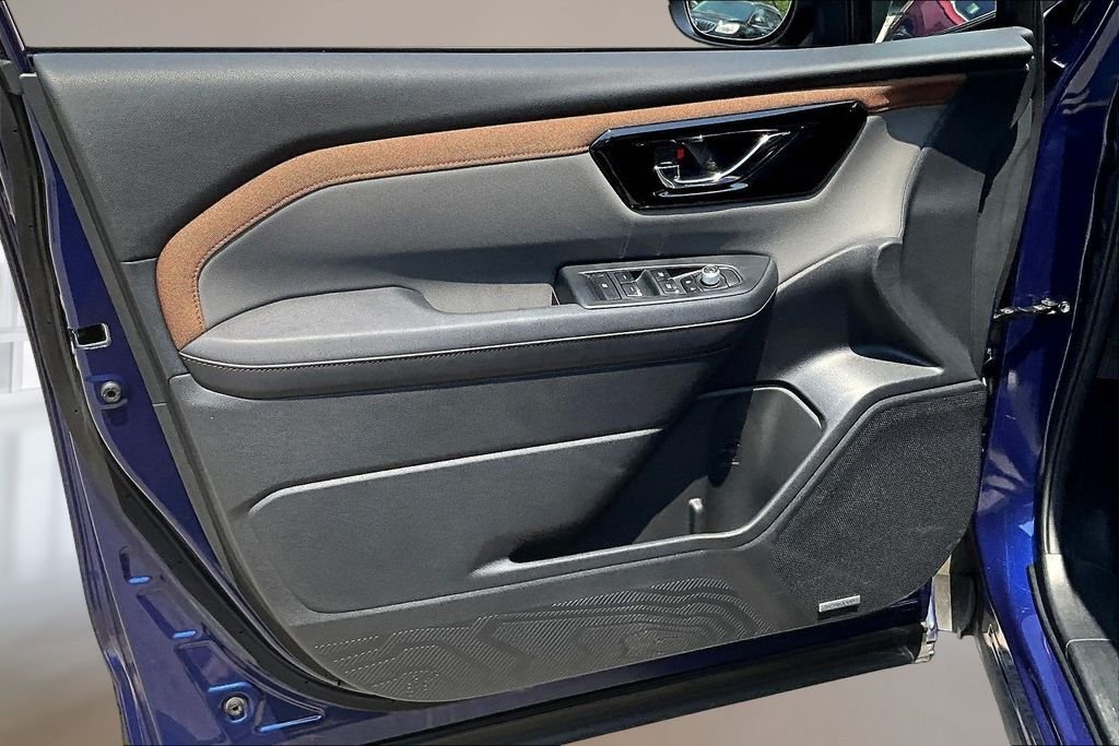 Used 2025 Sapphire Blue Pearl Subaru Sport image 19