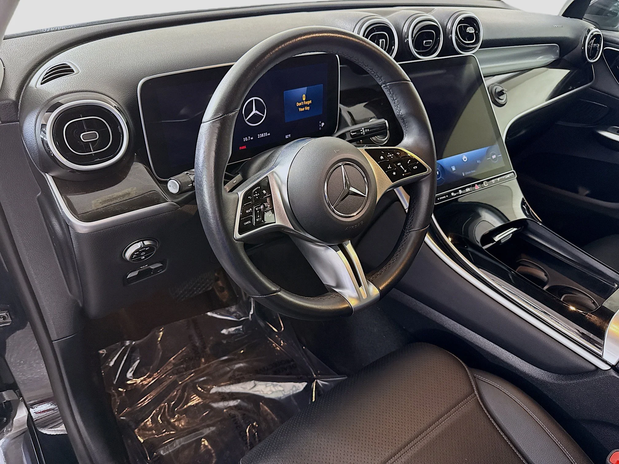 Used 2025 Black Mercedes-Benz GLC 350e image 19