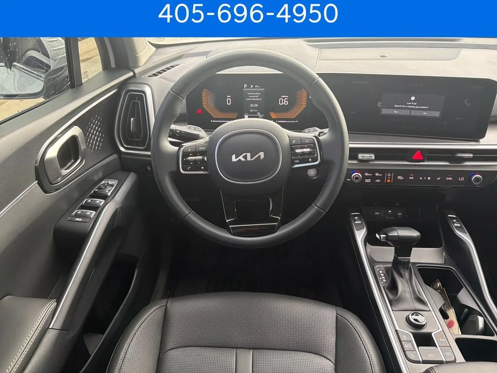 Pre-Owned 2024 Kia Sorento S
