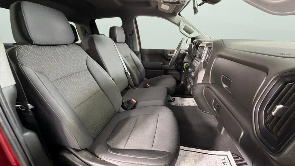 Certified Used 2019 CAJUN RED TINTCOAT Chevrolet Custom image 31