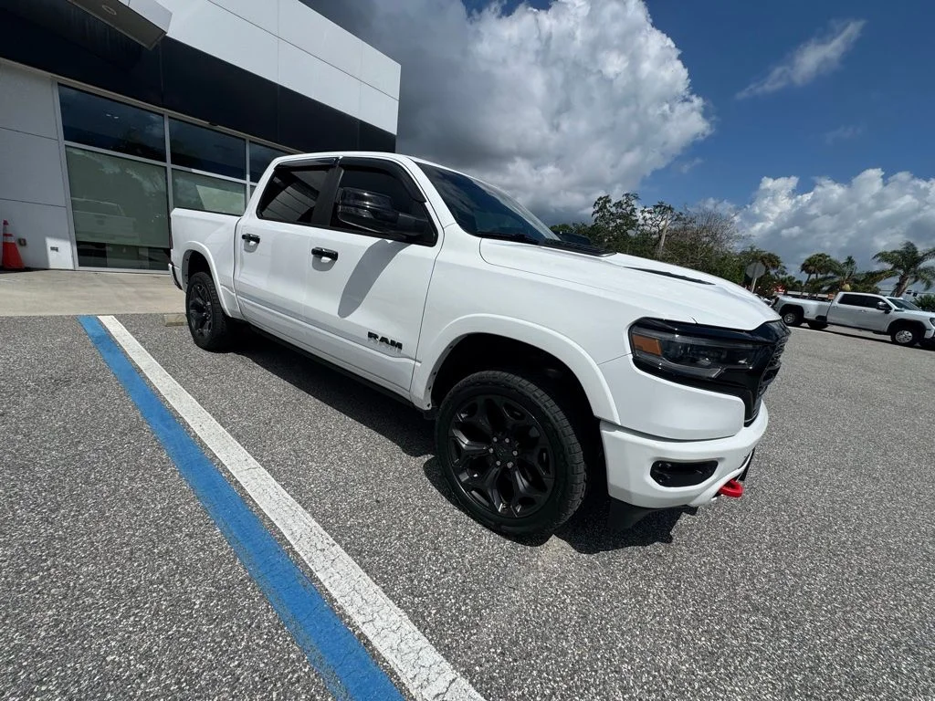 2023 RAM 1500 Limited 4x4 Crew Cab 5'7's photo