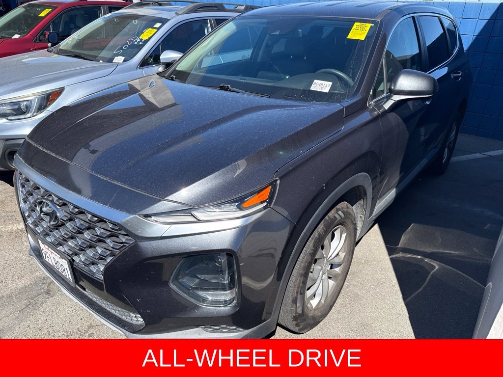Used 2020 Gray Hyundai SE image 1
