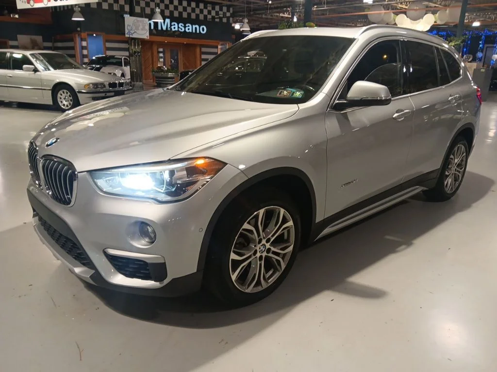 Used 2017 Silver BMW xDrive28i image 1