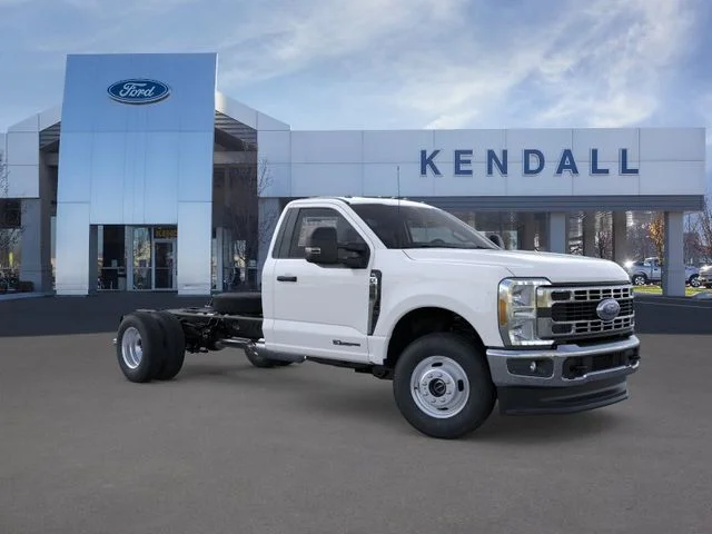 New 2026 Oxford White Ford XL image 7