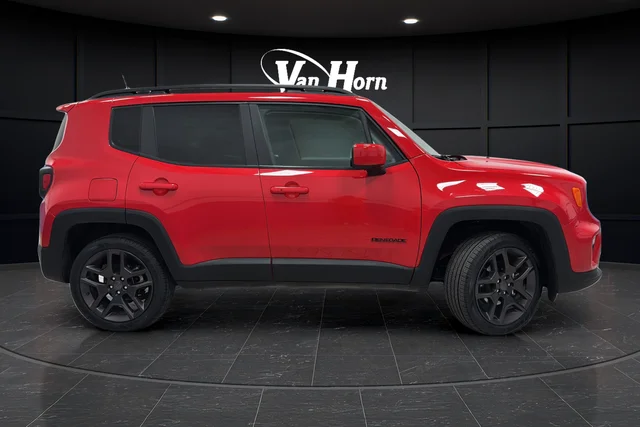 Used 2022 Colorado Red Jeep Latitude image 8