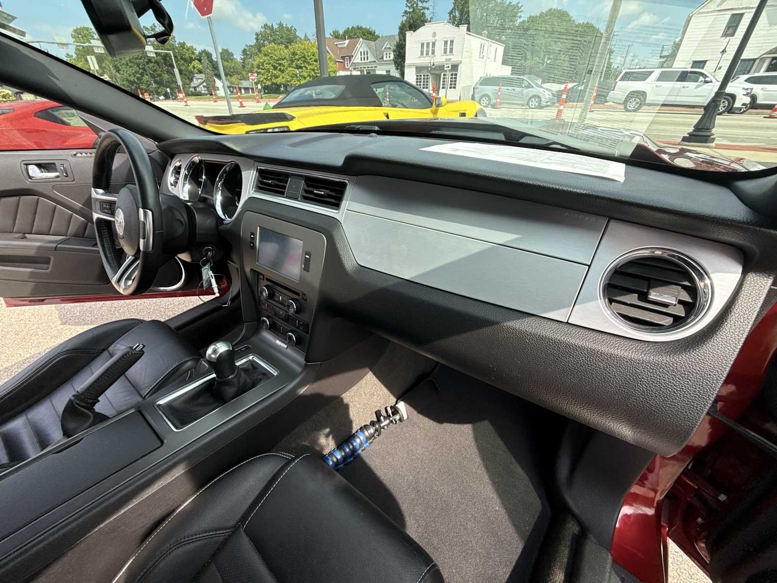 Used 2014 Black Ford GT Premium image 24