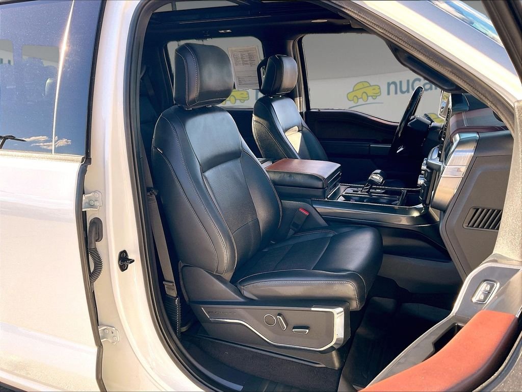 Used 2023 Star White Metallic Tri-Coat Ford Lariat image 10