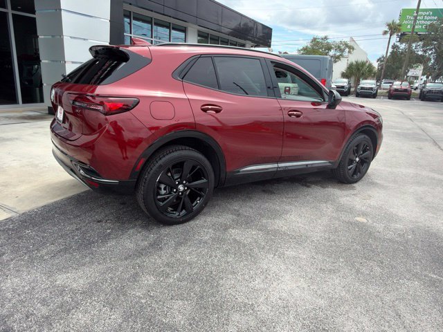 Used 2022 CINNABAR METALLIC Buick Preferred image 9