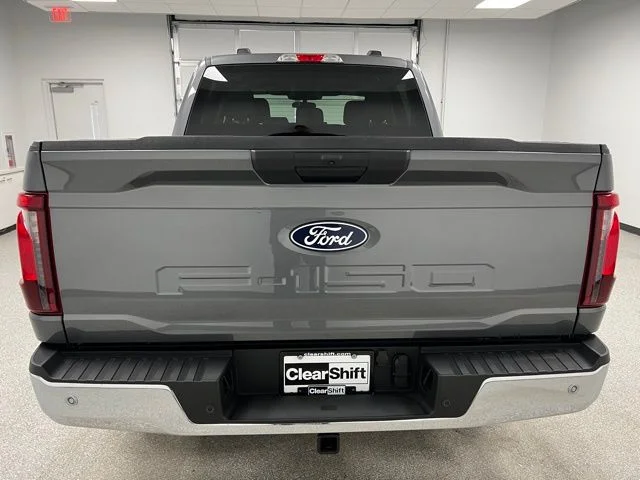 Used 2025 Gray Ford XLT image 7