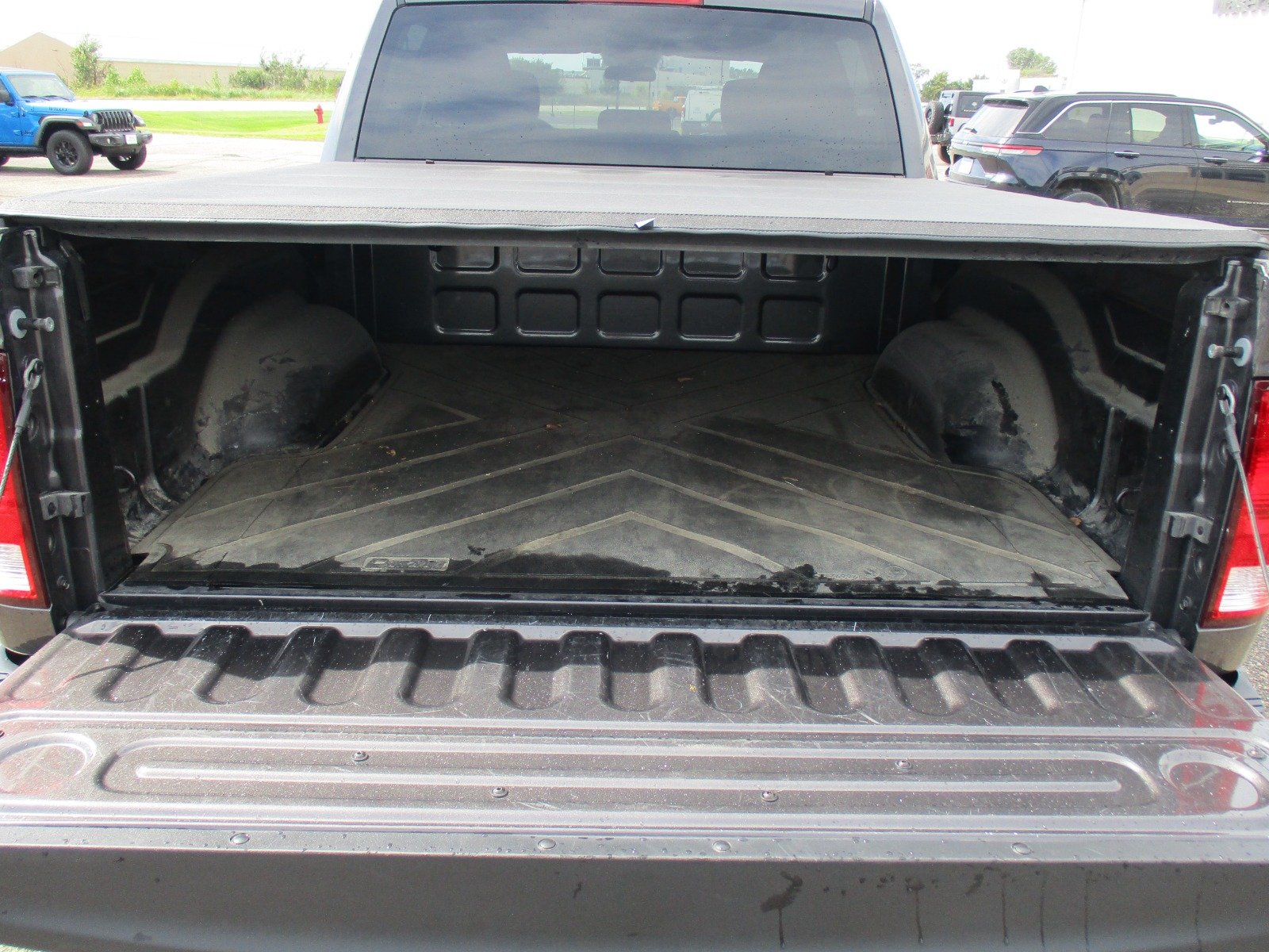 Used 2023 GRANITE Ram Tradesman image 6