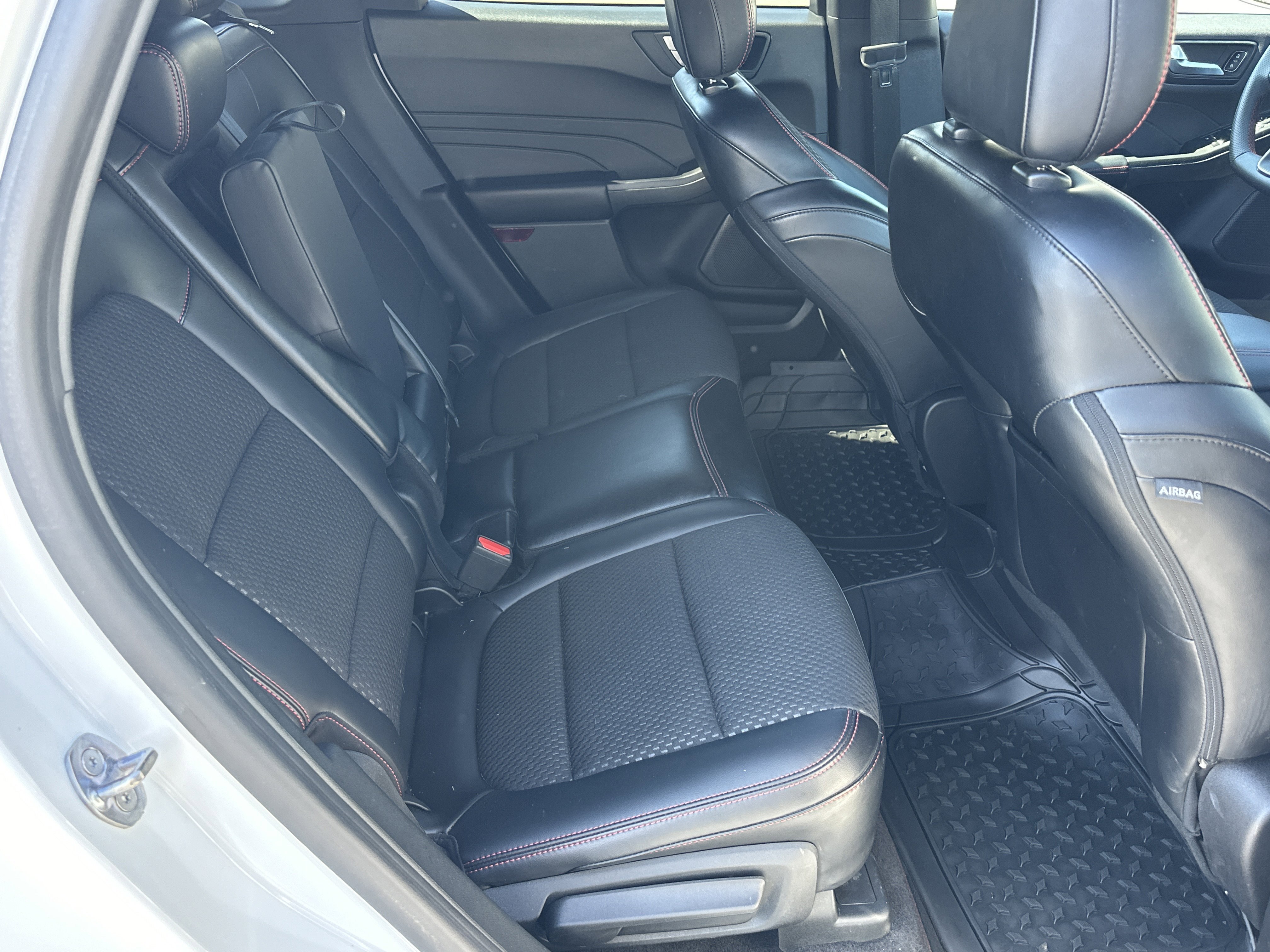 Used 2023 OXFORD WHITE Ford ST-Line image 16
