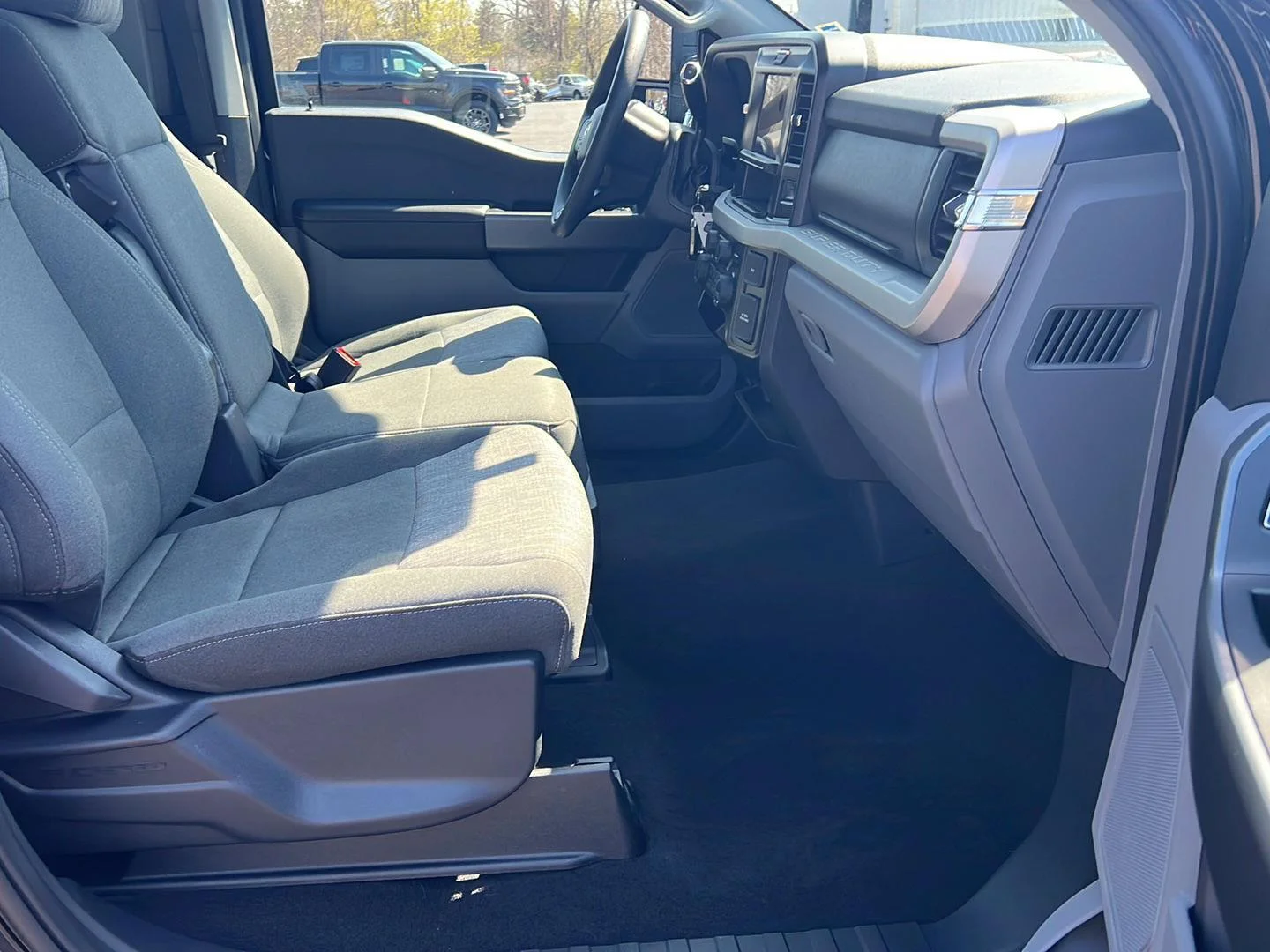 Certified Used 2025 Agate Black Ford XLT image 29
