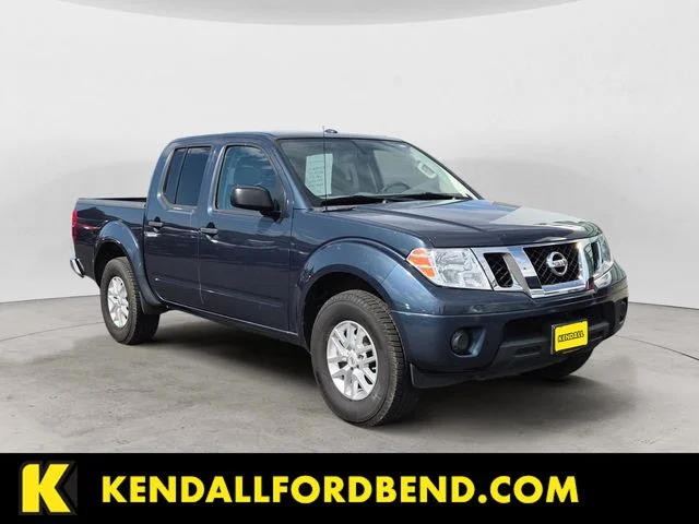 Used 2016 Arctic Blue Nissan SV image 3