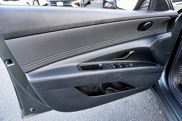 Used 2026 Gray Hyundai SEL Sport image 19