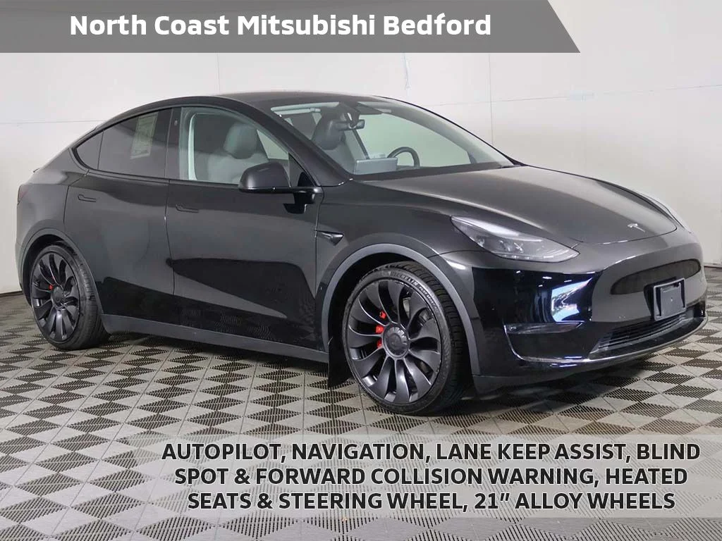 2023 Tesla Model Y Performance Dual Motor All-Wheel Drive's photo