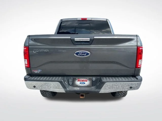 Used 2015 Magnetic Metallic Ford XLT image 4