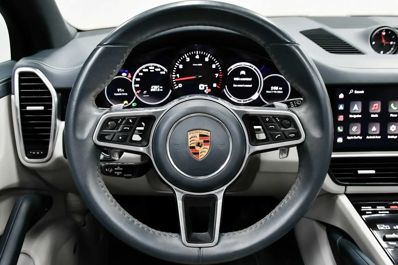 Used 2023 Black Porsche  image 17