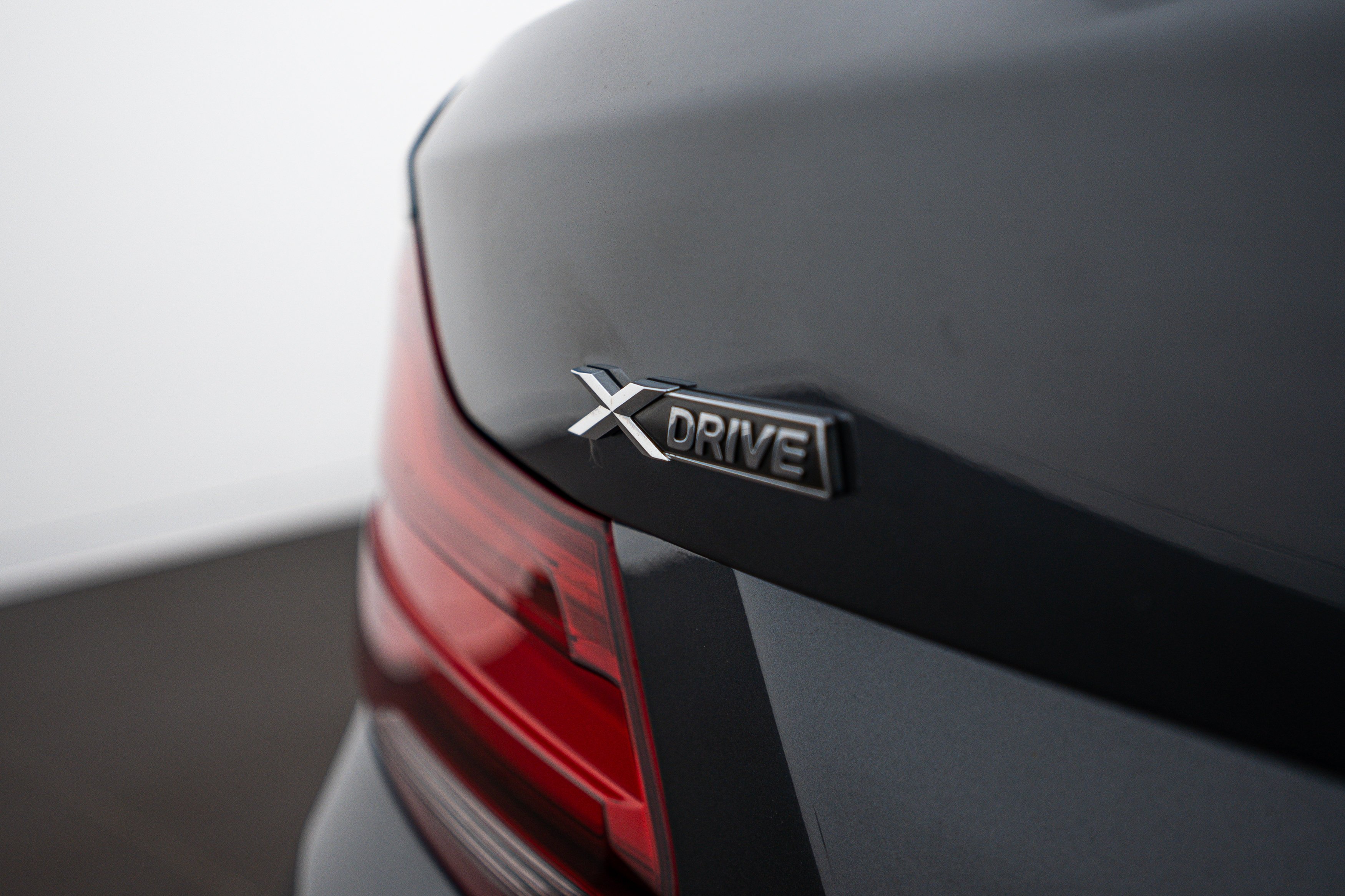 Used 2020 Mineral Grey Metallic BMW 230i xDrive image 21