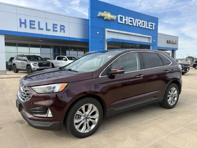 Used 2019 Burgundy Ford Titanium image 3