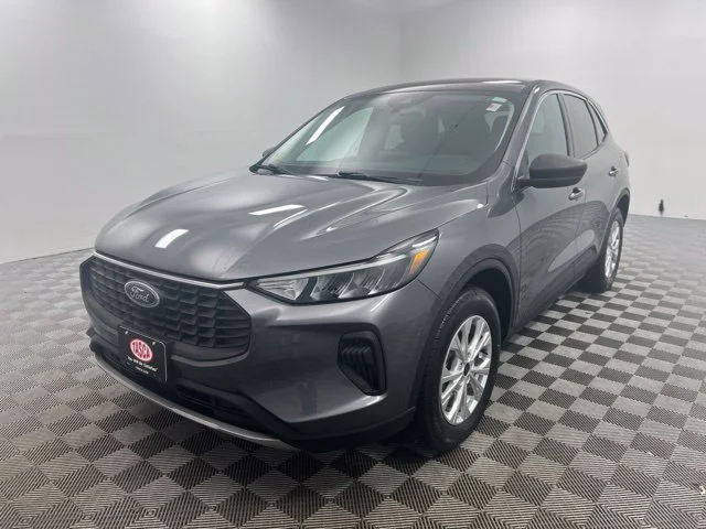 Used 2023 Gray Ford Active image 2