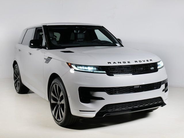 New 2026 Borasco Grey Land Rover Dynamic SE image 10