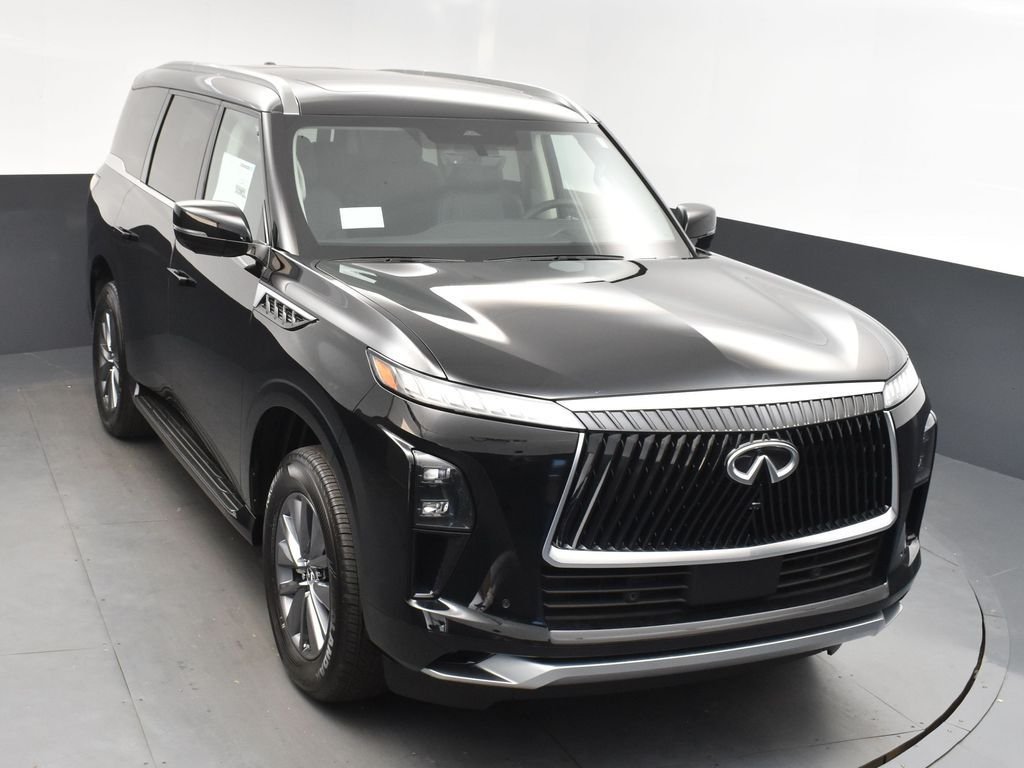 Used 2025 Black INFINITI PURE image 41