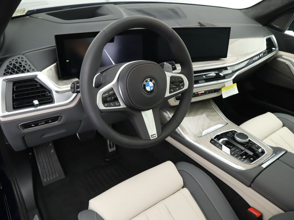2026 BMW X7 40i - Photo 10