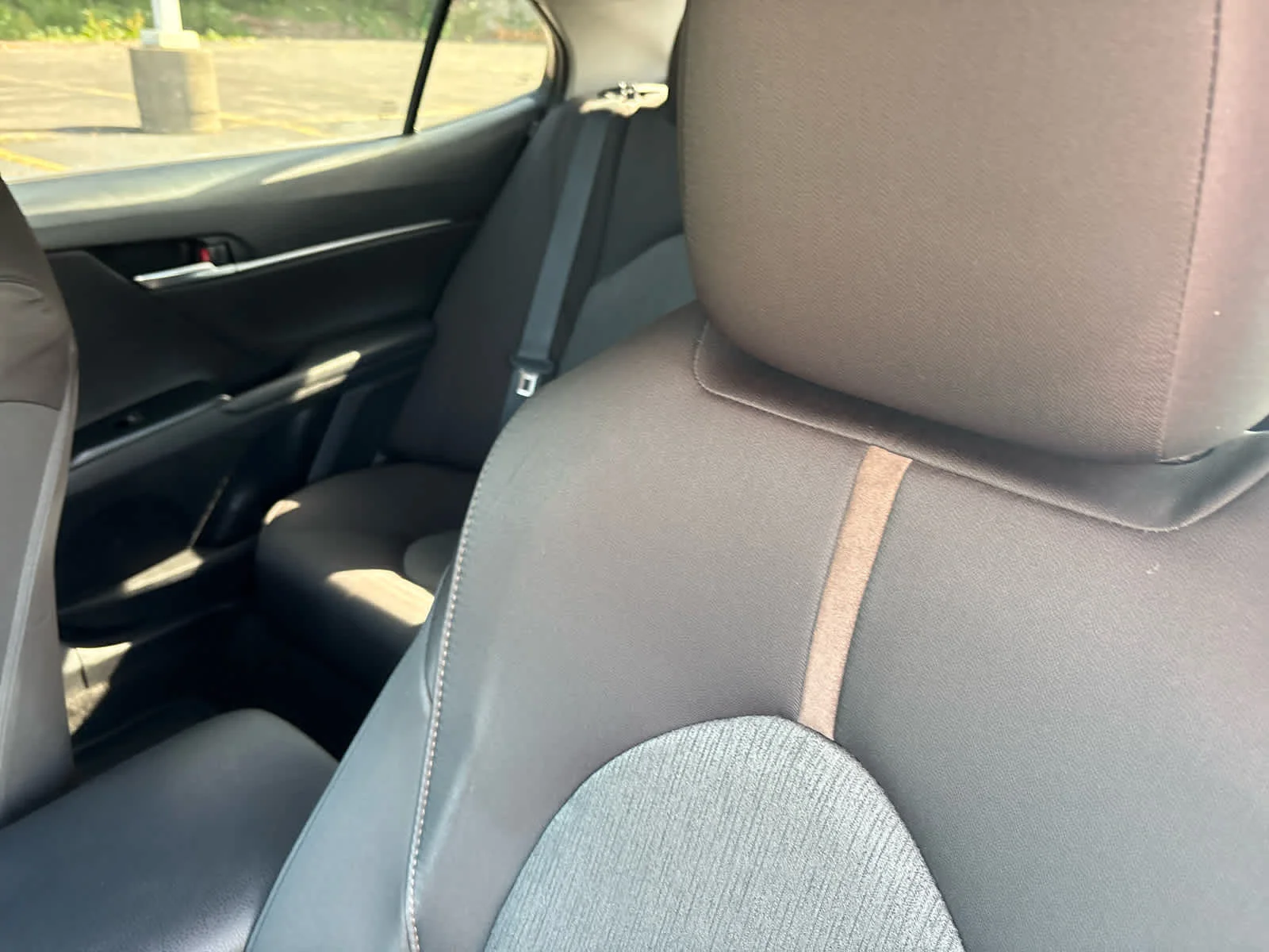 Used 2019 Midnight Black Metallic Toyota LE image 8
