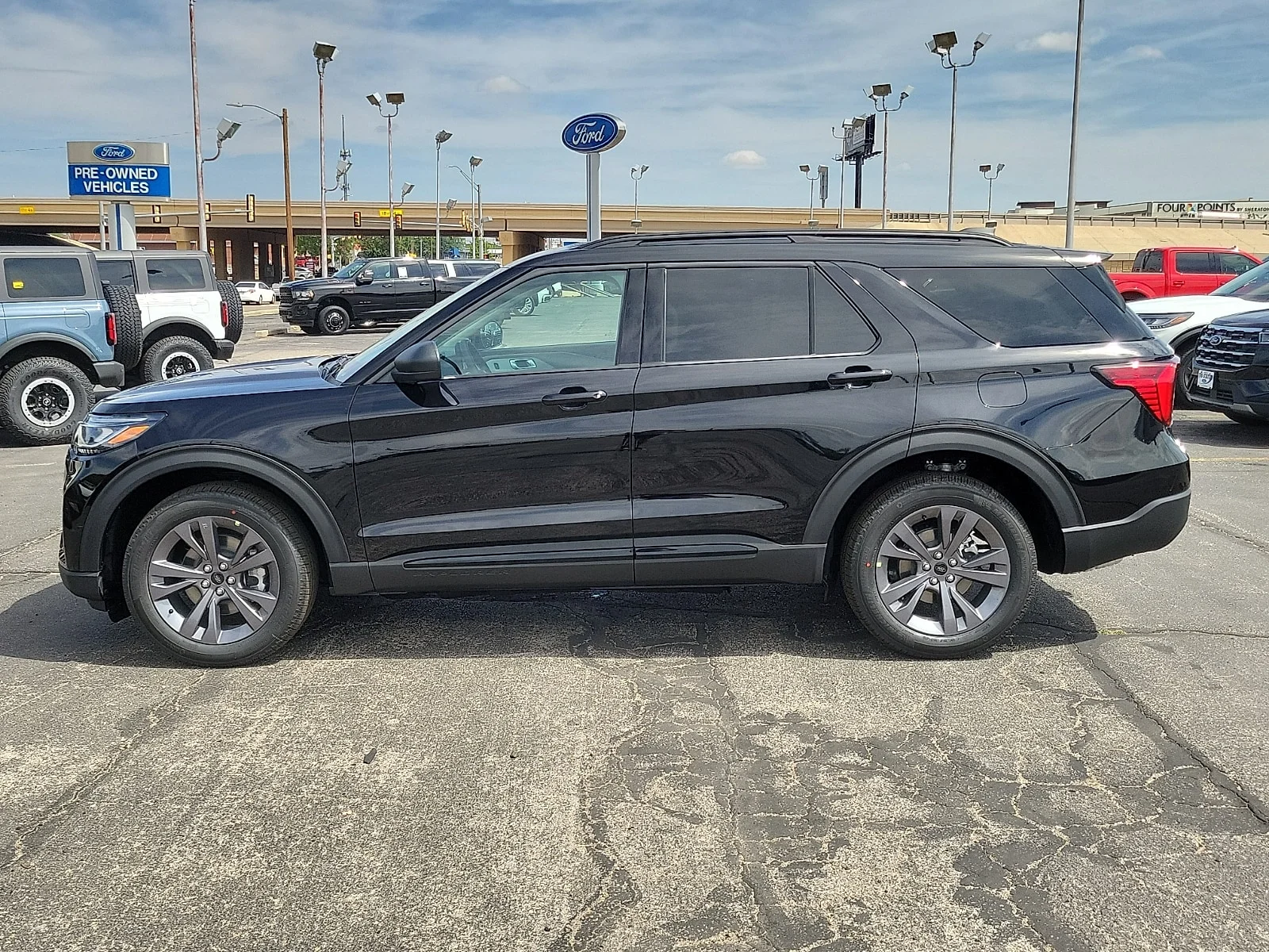 New 2026 Agate Black Metallic Ford Active image 2