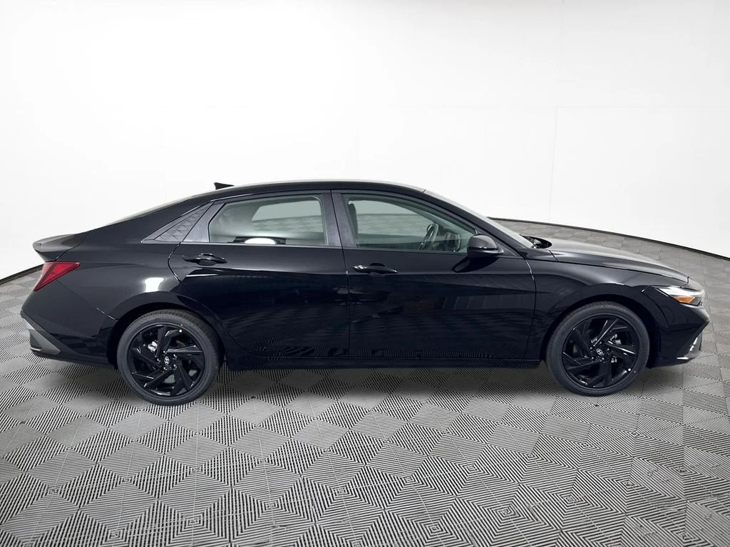 New 2026 Black Hyundai SEL Sport image 5