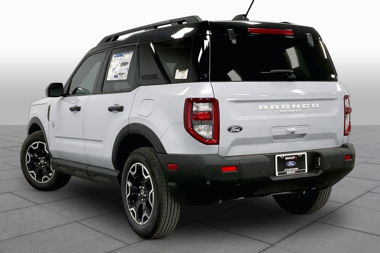 New 2026 Space White Metallic Ford Outer Banks® image 11