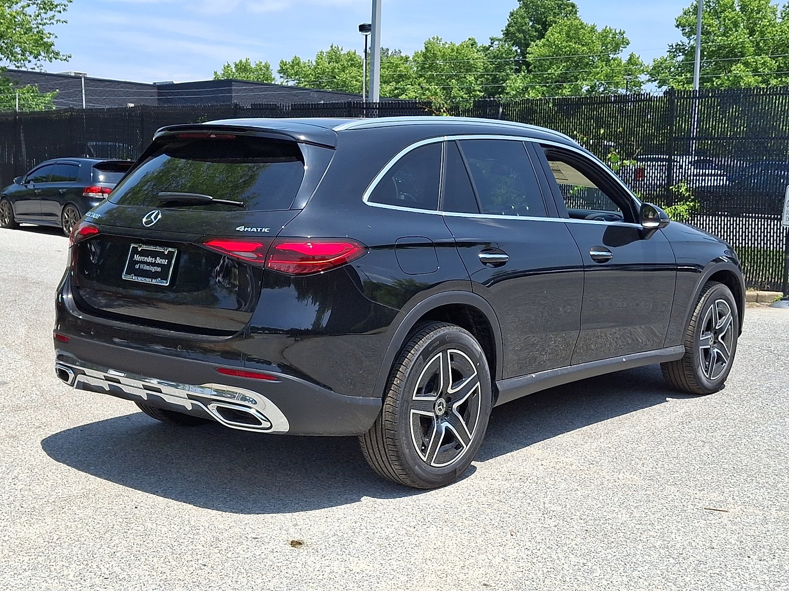 New 2026 Obsidian Black Metallic Mercedes-Benz GLC 300 image 6
