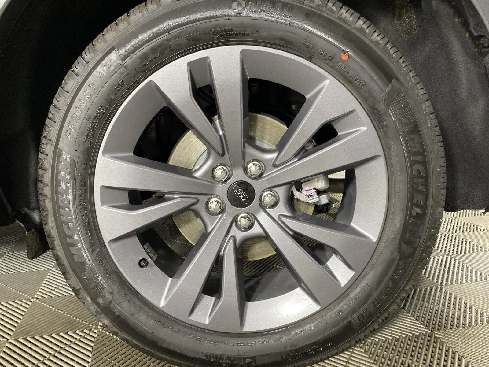 New 2026 Carbonized Gray Metallic Ford Active image 9