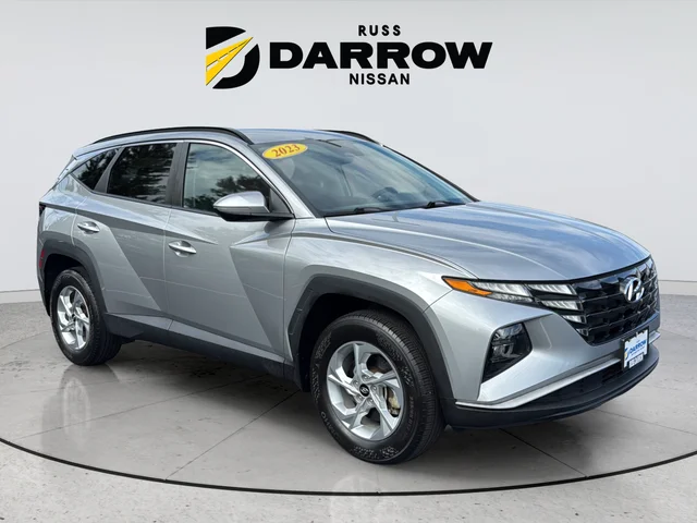 Used 2023 Silver Hyundai SEL image 7