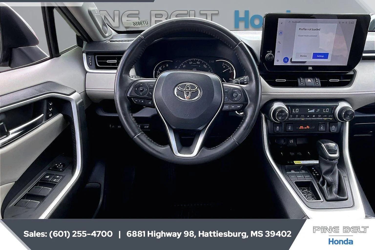 Used 2023 Silver Sky Metallic Toyota XLE Premium image 5