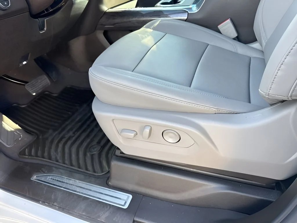 New 2026 Summit White Chevrolet LTZ image 13