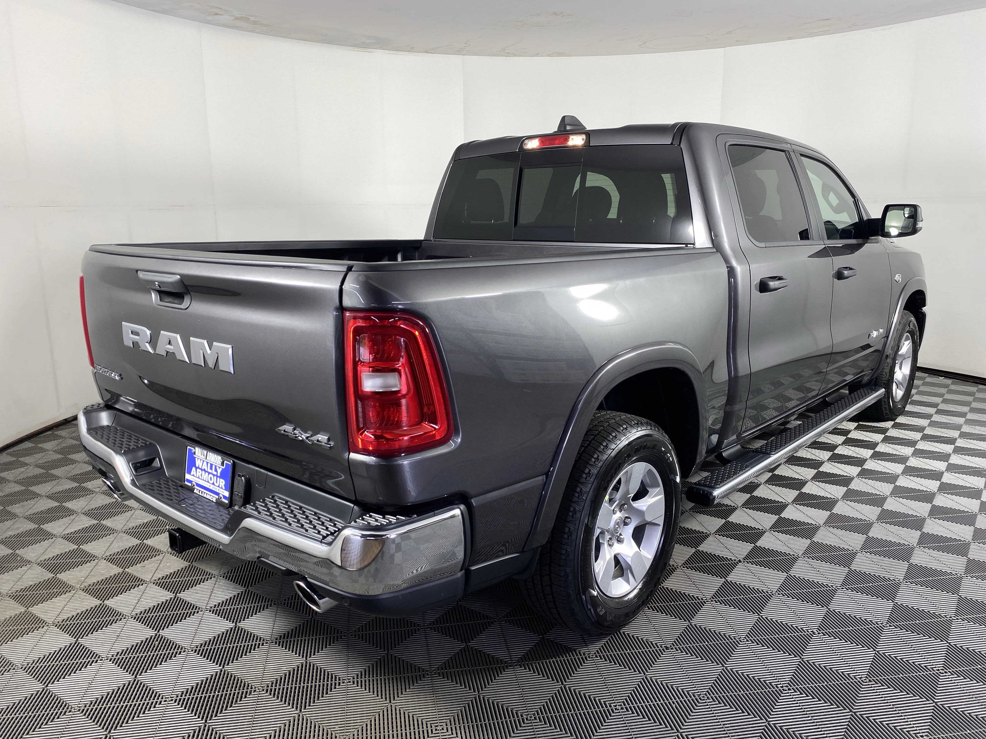 New 2026 Granite Crystal Metallic Clear-Coat Exterior Paint RAM BIg Horn image 5