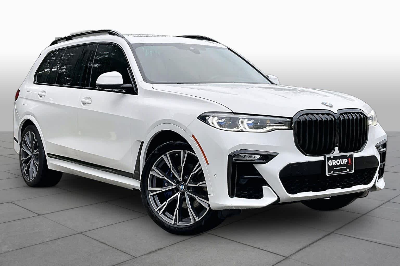 Used 2020 Alpine White BMW M50i image 2