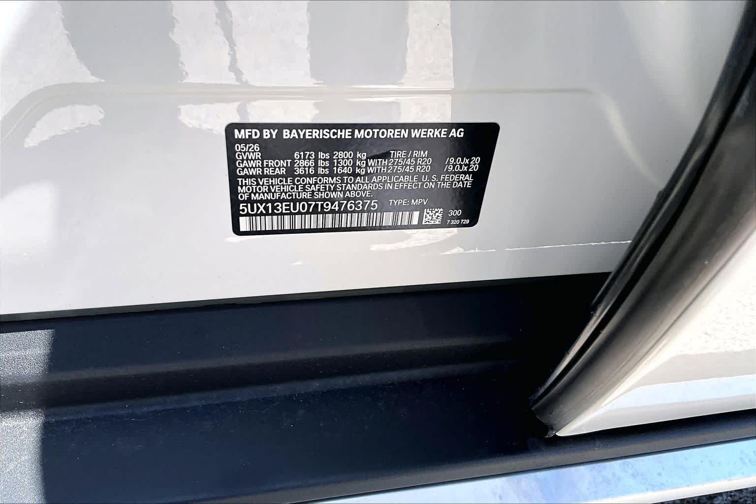 New 2026 Alpine White BMW sDrive40i image 21