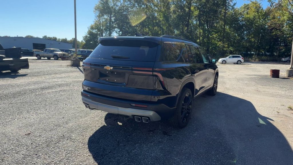 2027 Chevrolet Traverse LT - Photo 8