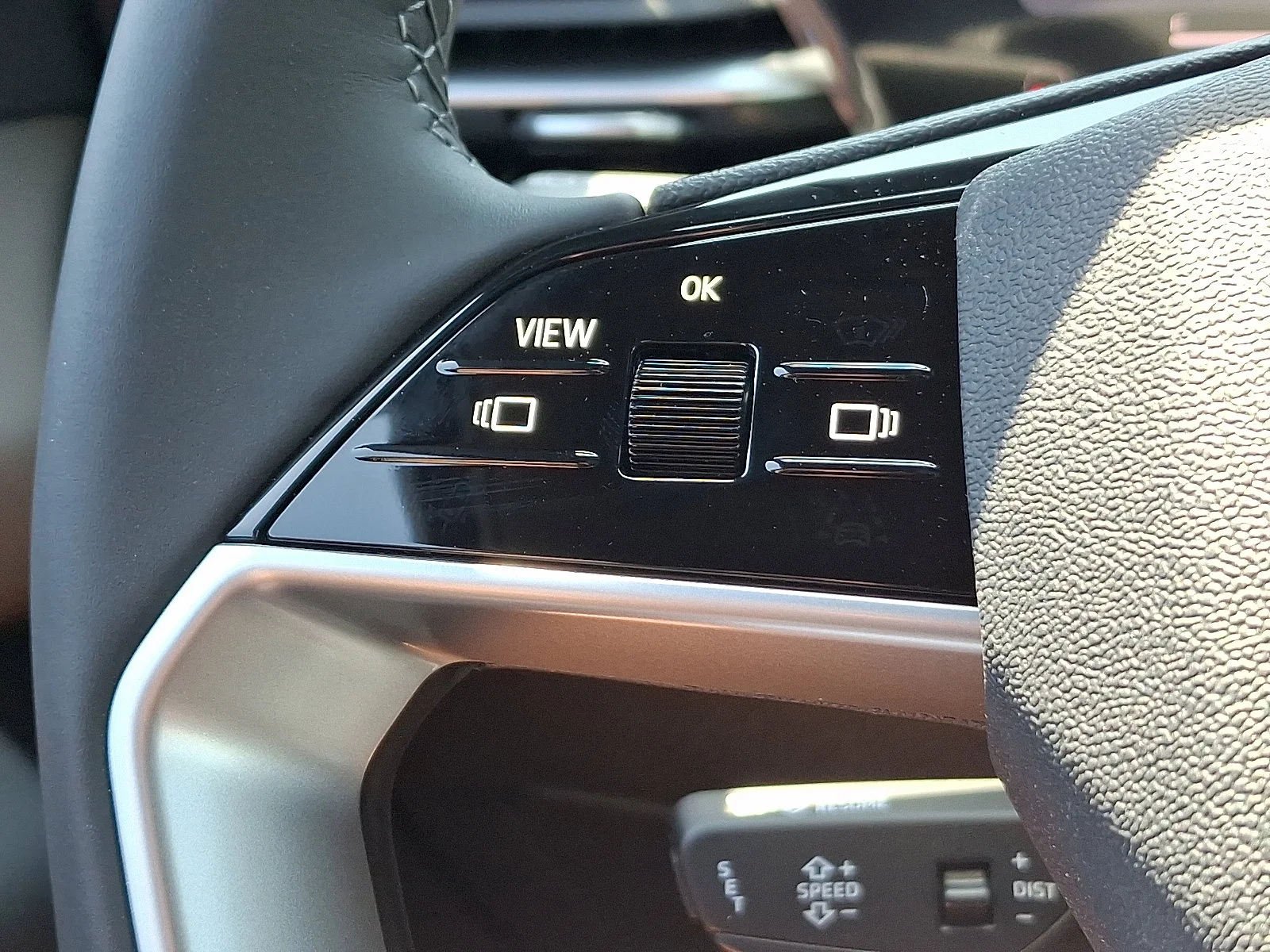 New 2026 Mythos Black Metallic Audi Premium image 17