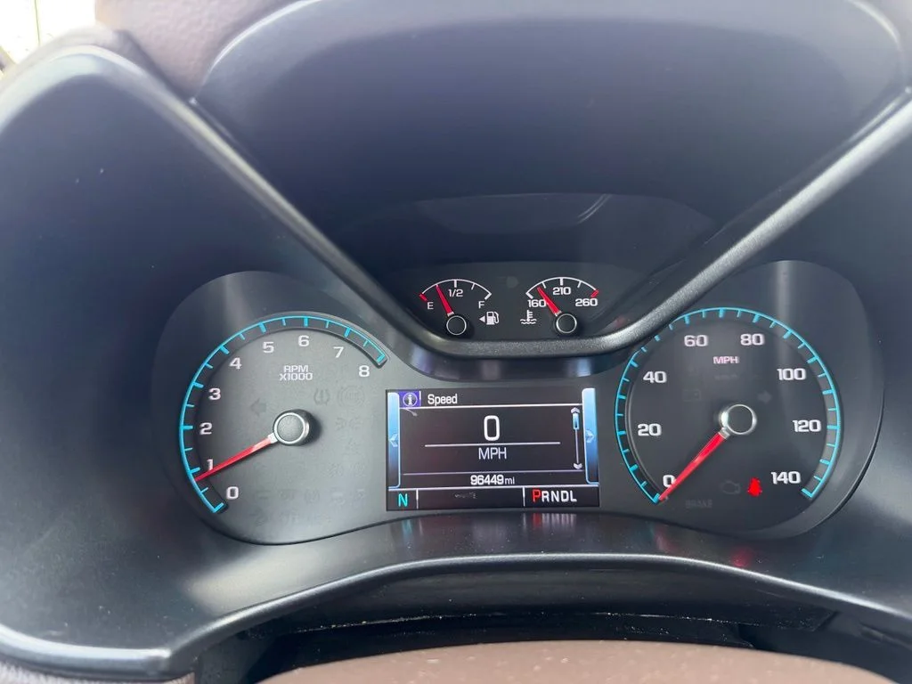 Used 2018 White GMC SLT image 45
