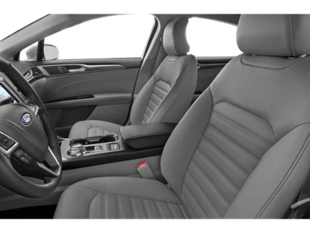 Used 2018  Ford SE image 9