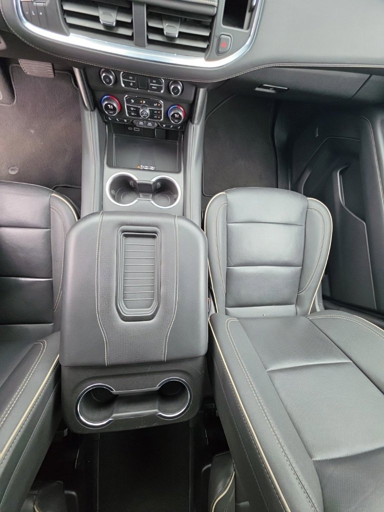 Used 2024 Black Chevrolet Premier image 15
