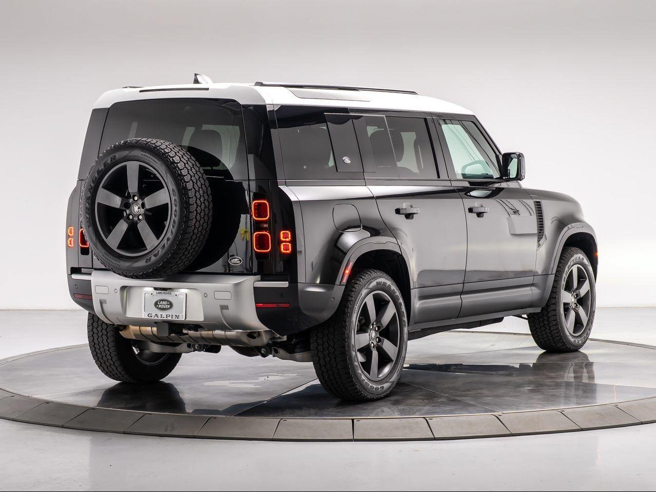 Certified Used 2023 SANTORINI BLACK Land Rover 110 S image 5