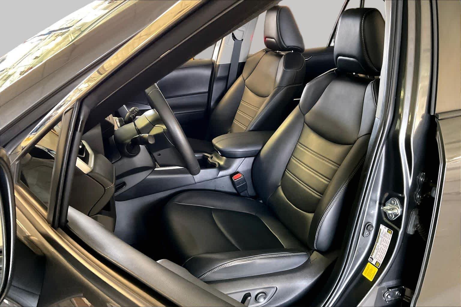 Used 2023 Magnetic Gray Metallic Toyota XLE Premium image 7