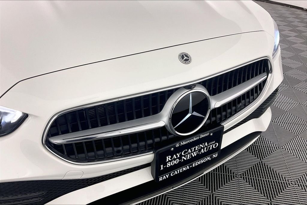 Used 2026  Mercedes-Benz C 300 image 23