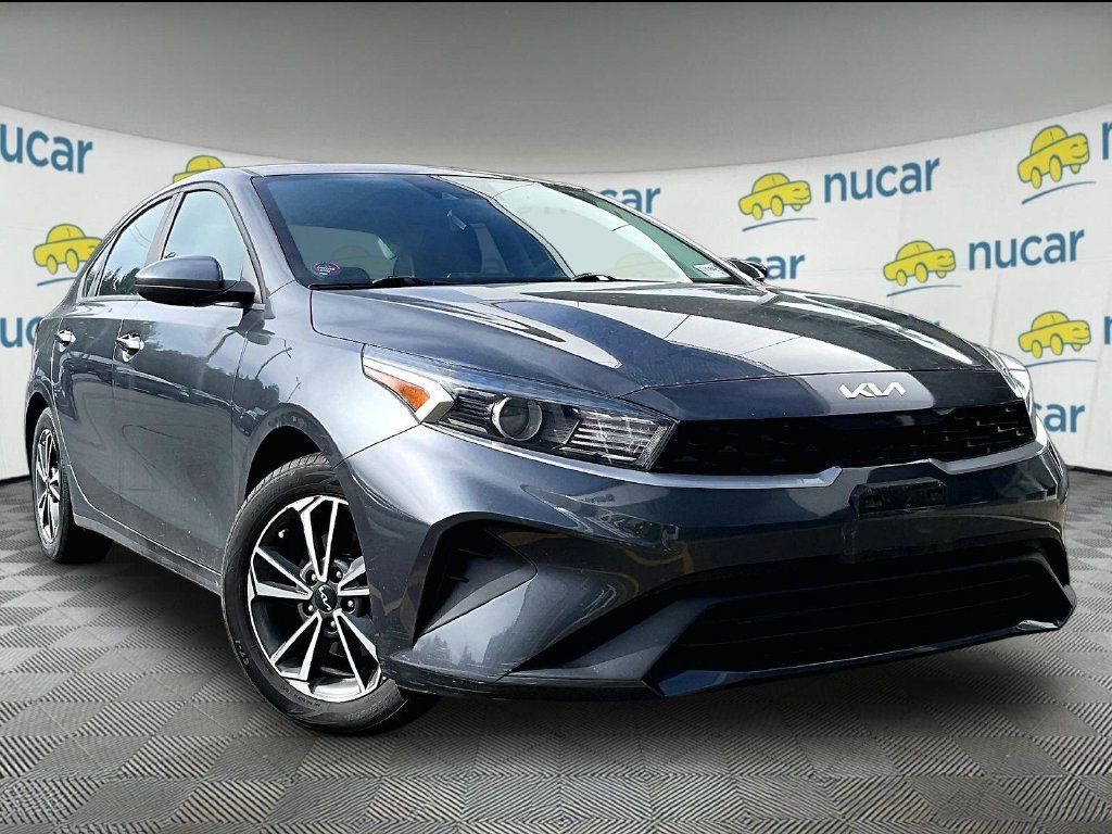 Used 2022 Gray Kia LXS image 1